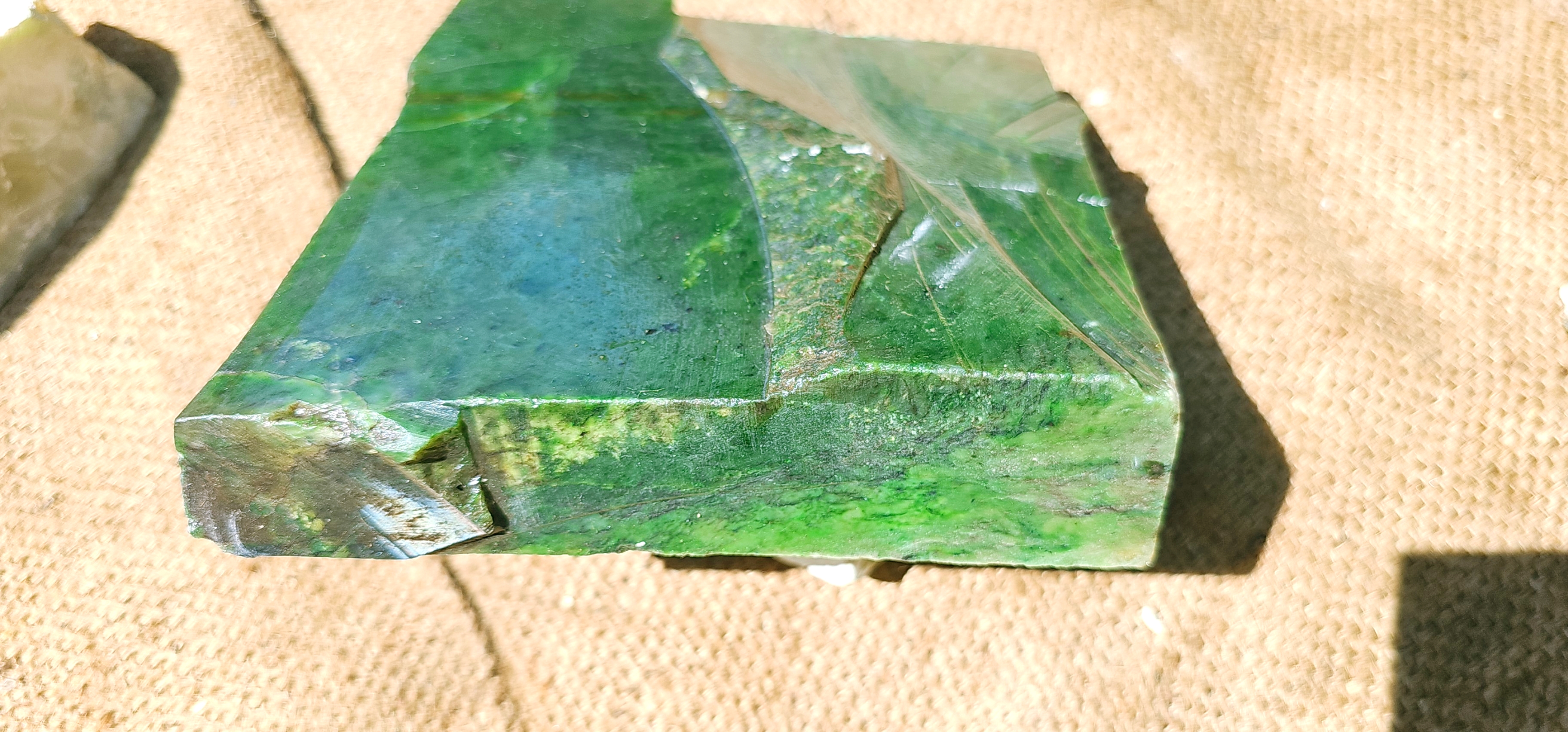 Aceh Natural Deep Forest Green Nephrite Jade Slab with Dynamic Clouded Veining Rough Stone – 4.4 KG