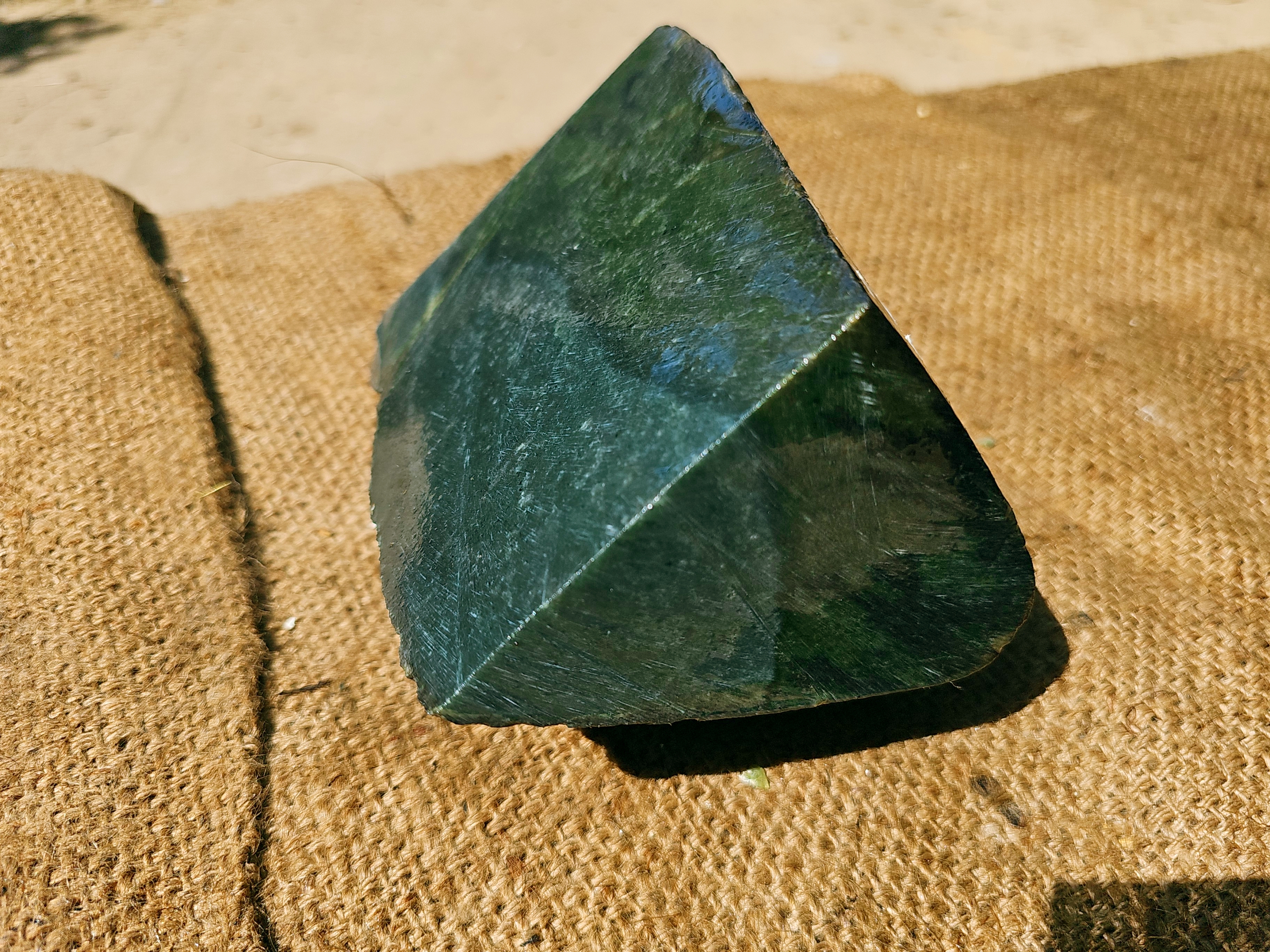 Aceh Natural Deep Forest Green Nephrite Jade with Organic Clouded Veining and Sawn Slab Contour Rough Stone – 3.8 KG