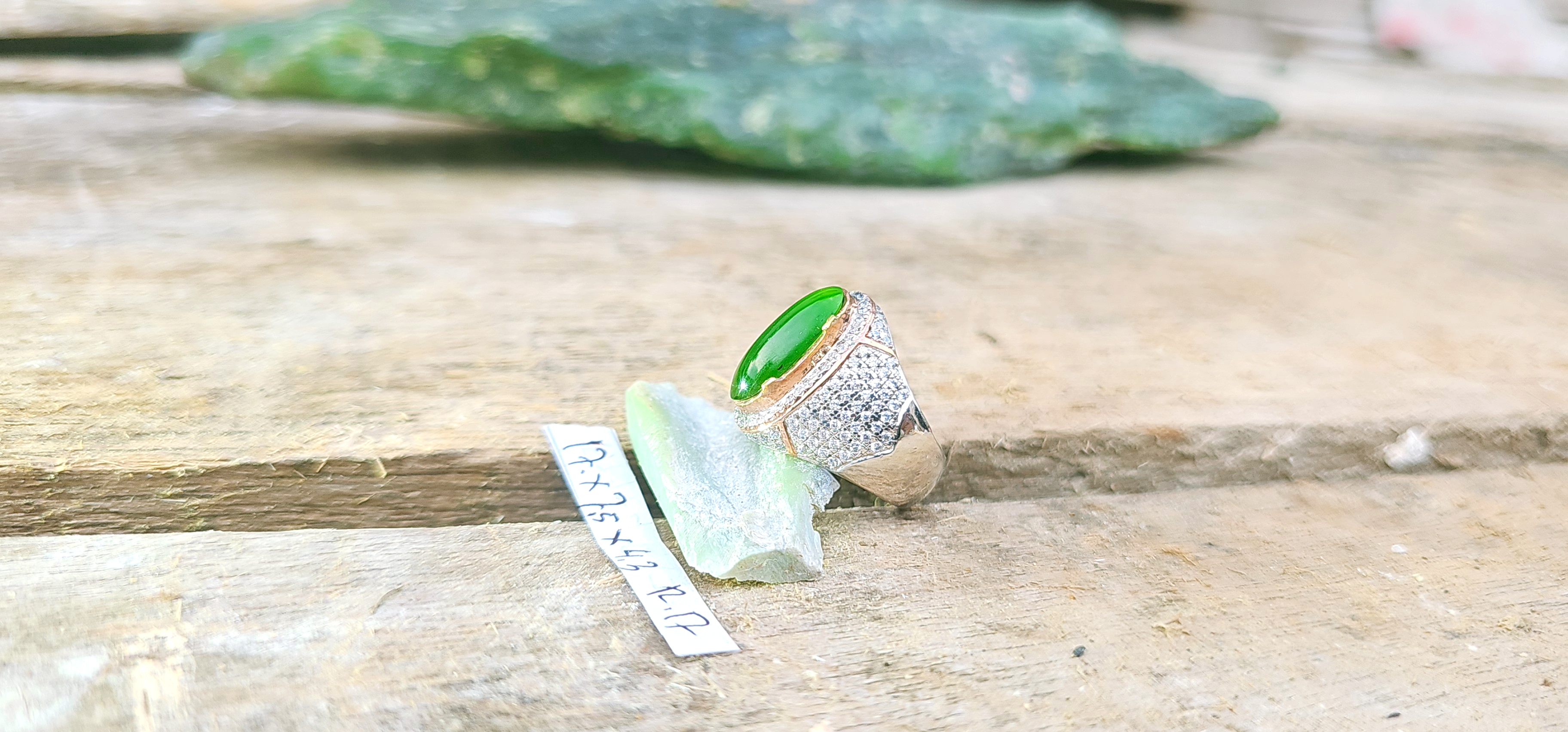 Aceh Natural Deep Forest Green Nephrite Jade Oval Cabochon Ring with Pavé Band Style Accessories