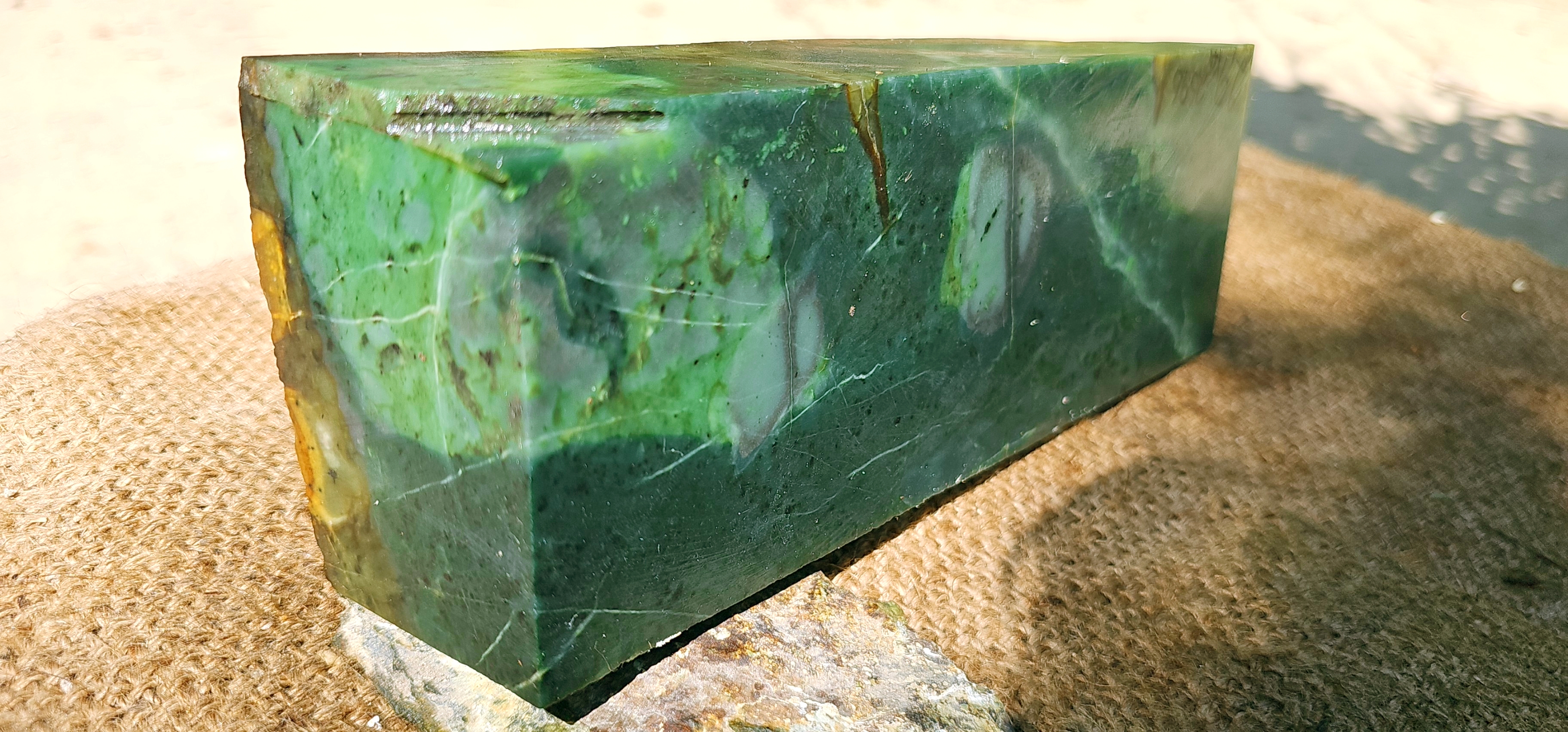 Aceh Natural Deep Forest Green and Moss Green Nephrite Jade Slab with Dynamic Clouded Veining Rough Stone – 2.9 KG