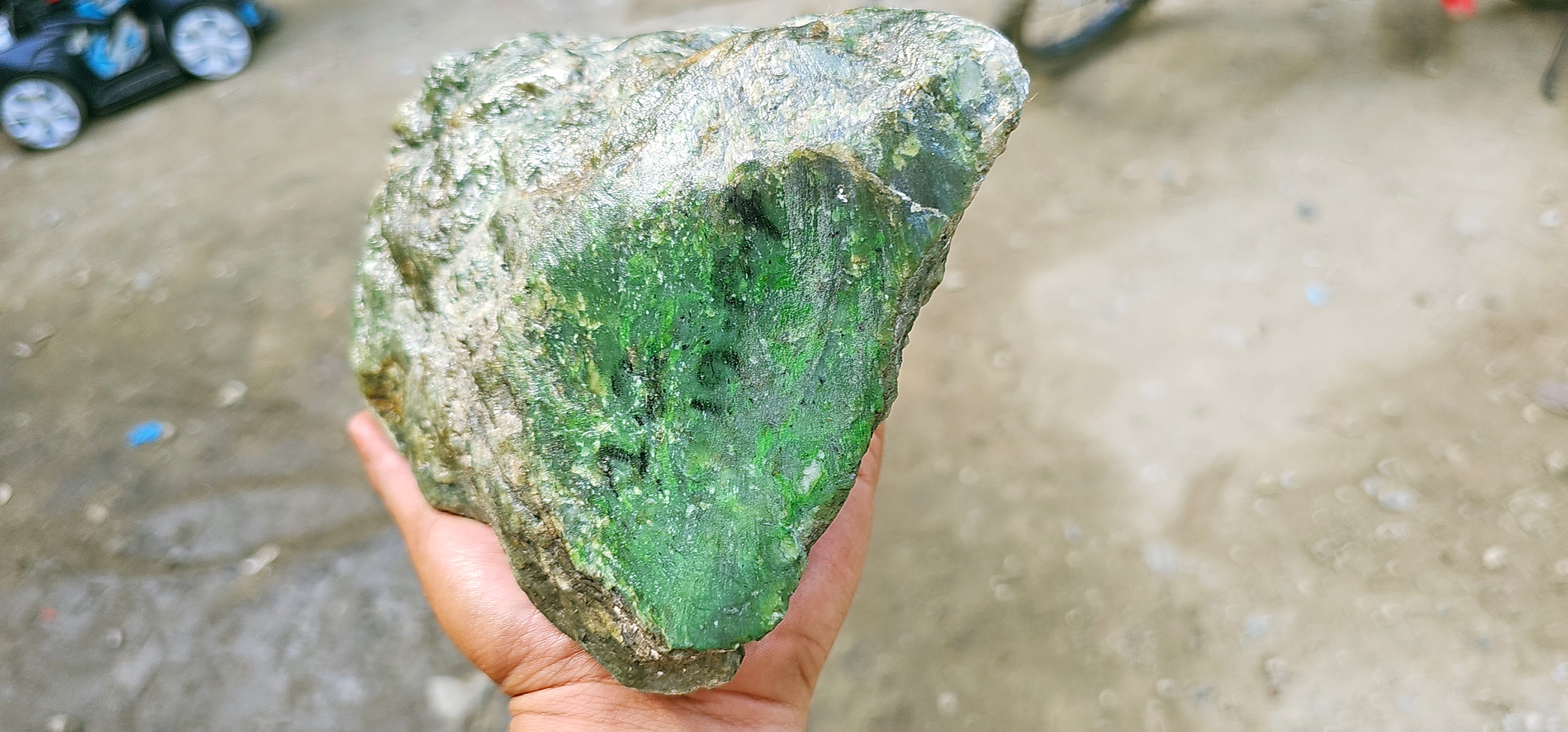 Aceh Natural Deep Forest Green Nephrite Jade with Textured Rough Surface and Vivid Mineral Highlights Rough Stone - 1.2 KG