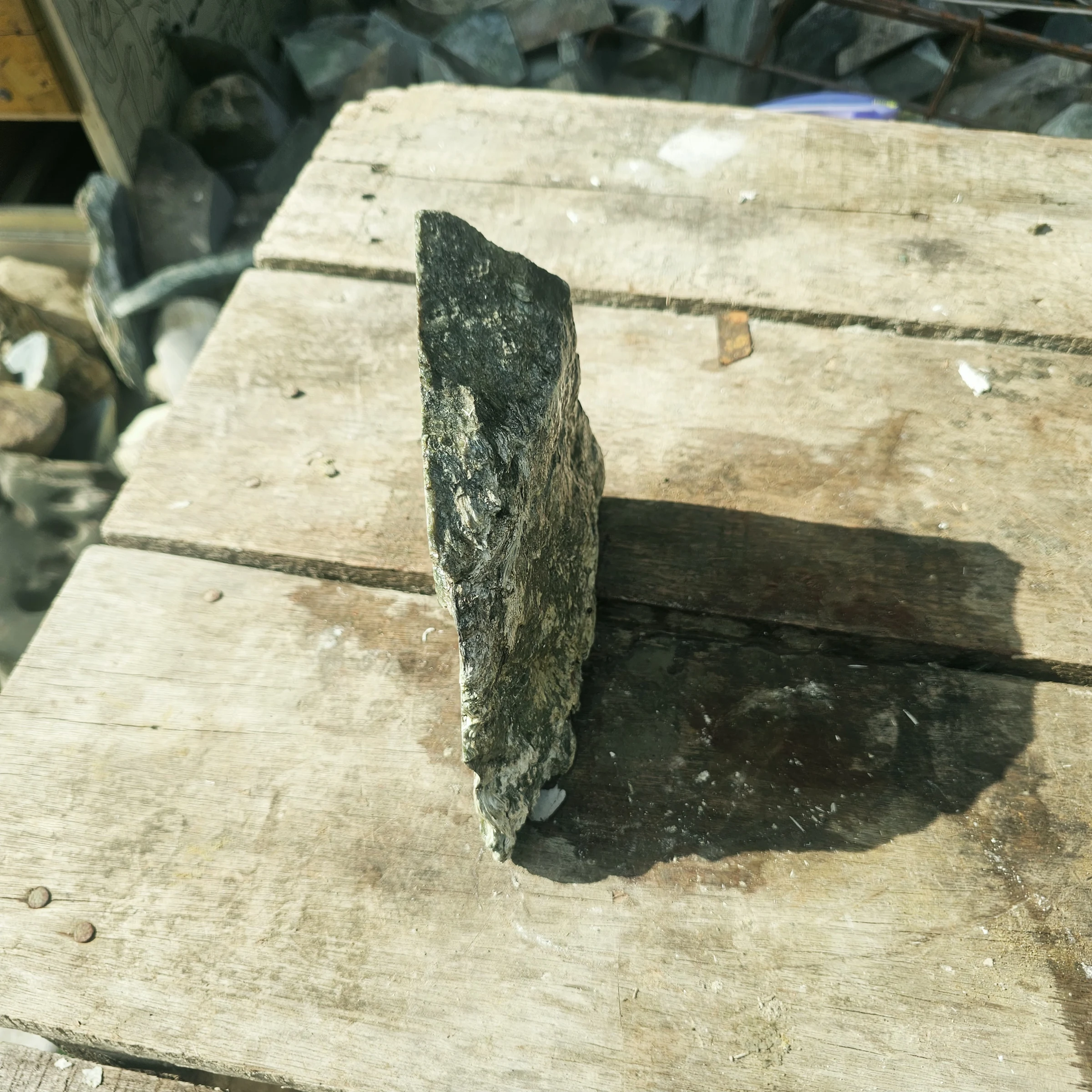 Aceh Natural Deep Forest Green Nephrite Jade Slab with Visible Mineral Veining and Rough Cut Texture – 2.6 KG