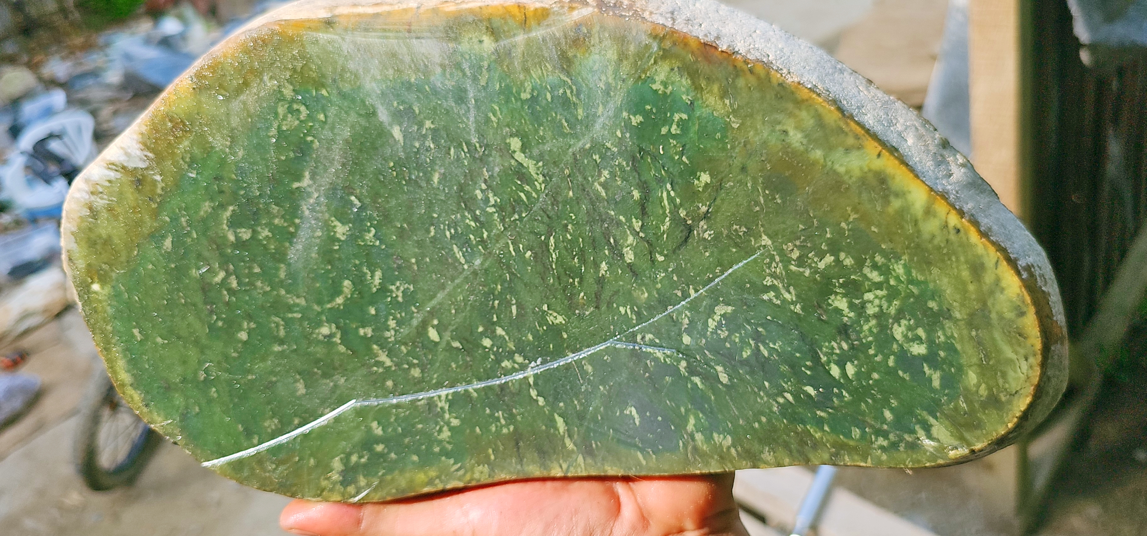 Aceh Deep Forest Green Nephrite Jade Slab with Dynamic Mottled Speckling and Natural Rough Edges – 3.2 KG