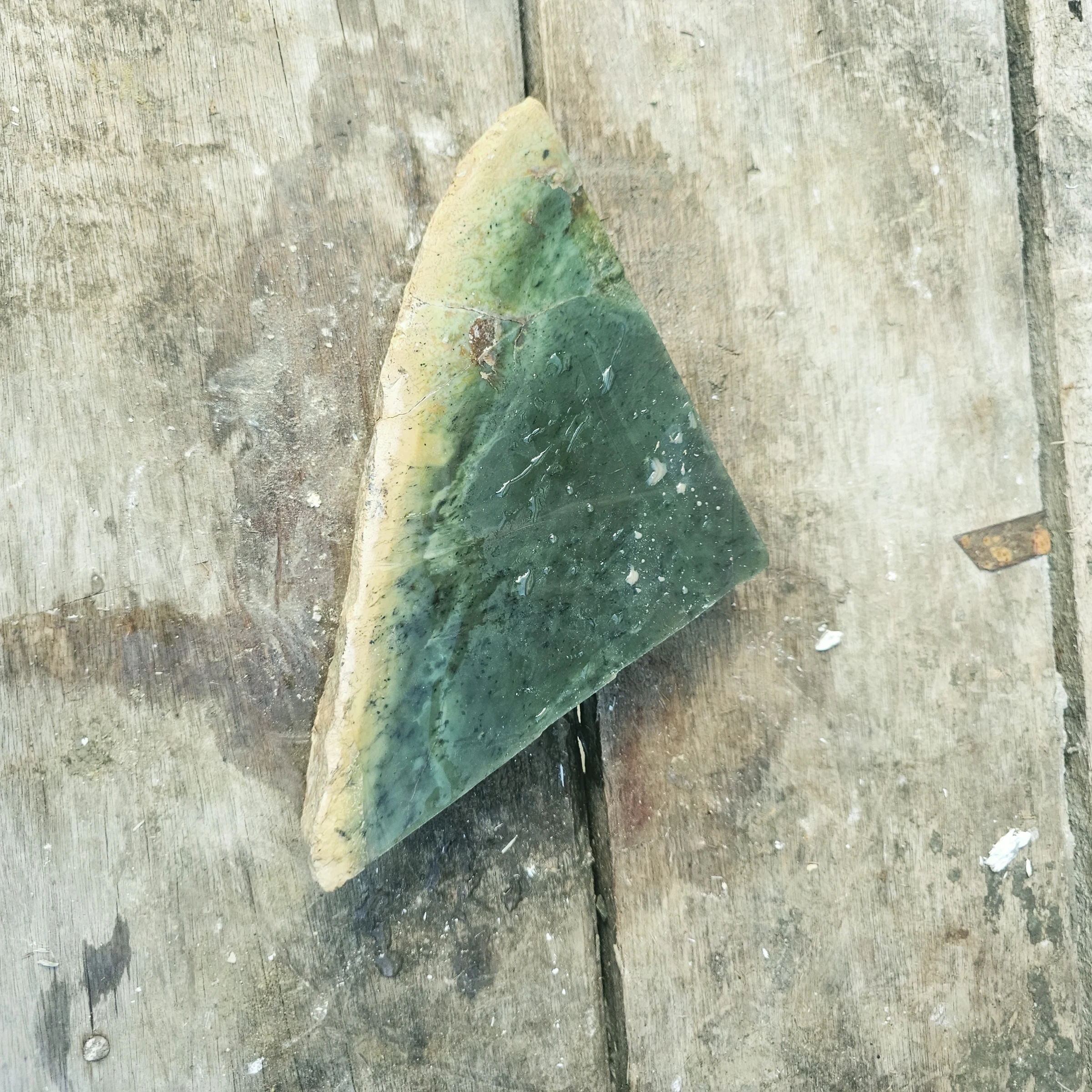 Aceh Natural Deep Green and Blackjade Nephrite Slab with Creamy Rind Rough Stone – 1.5 KG