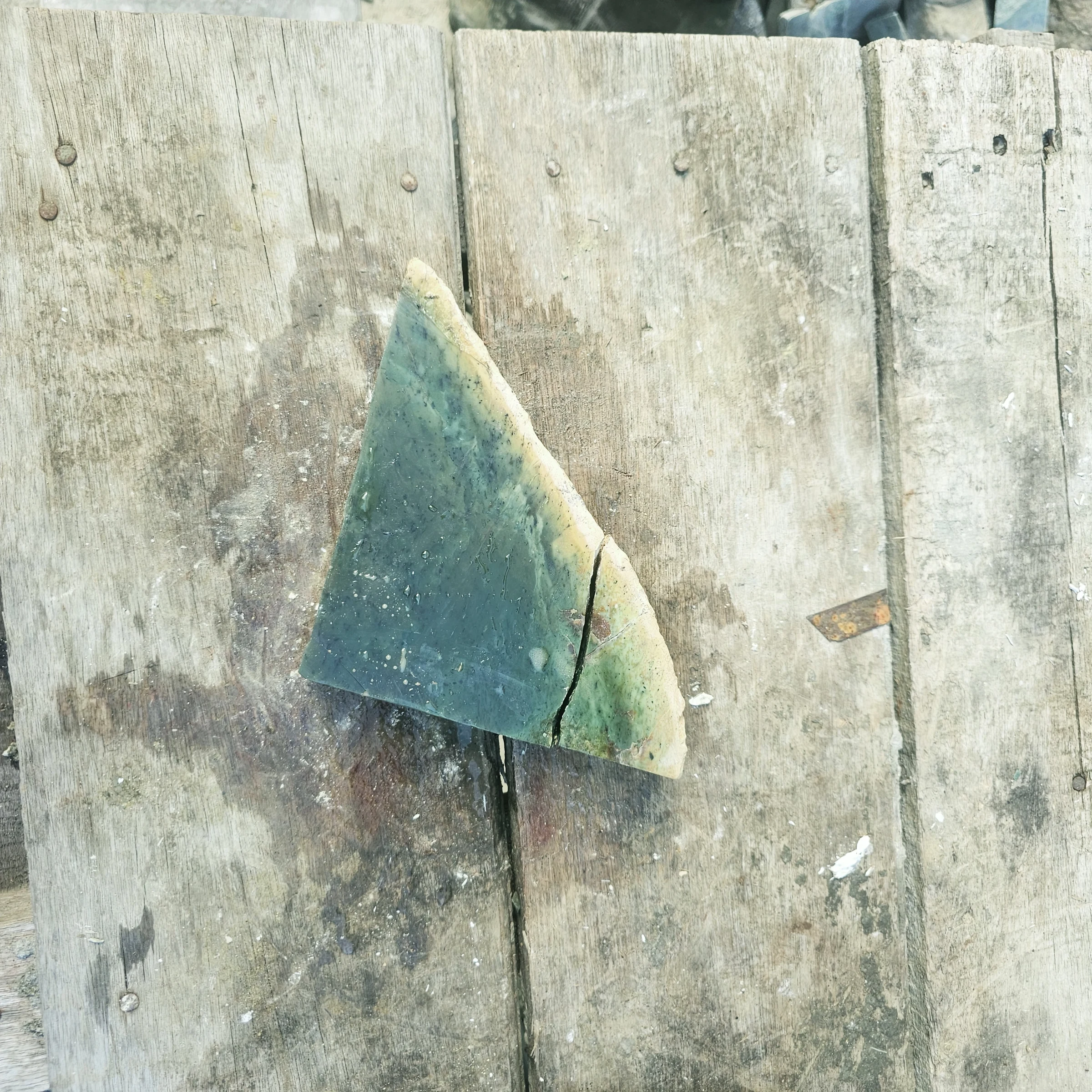 Aceh Natural Deep Green and Blackjade Nephrite Slab with Creamy Rind Rough Stone – 1.5 KG