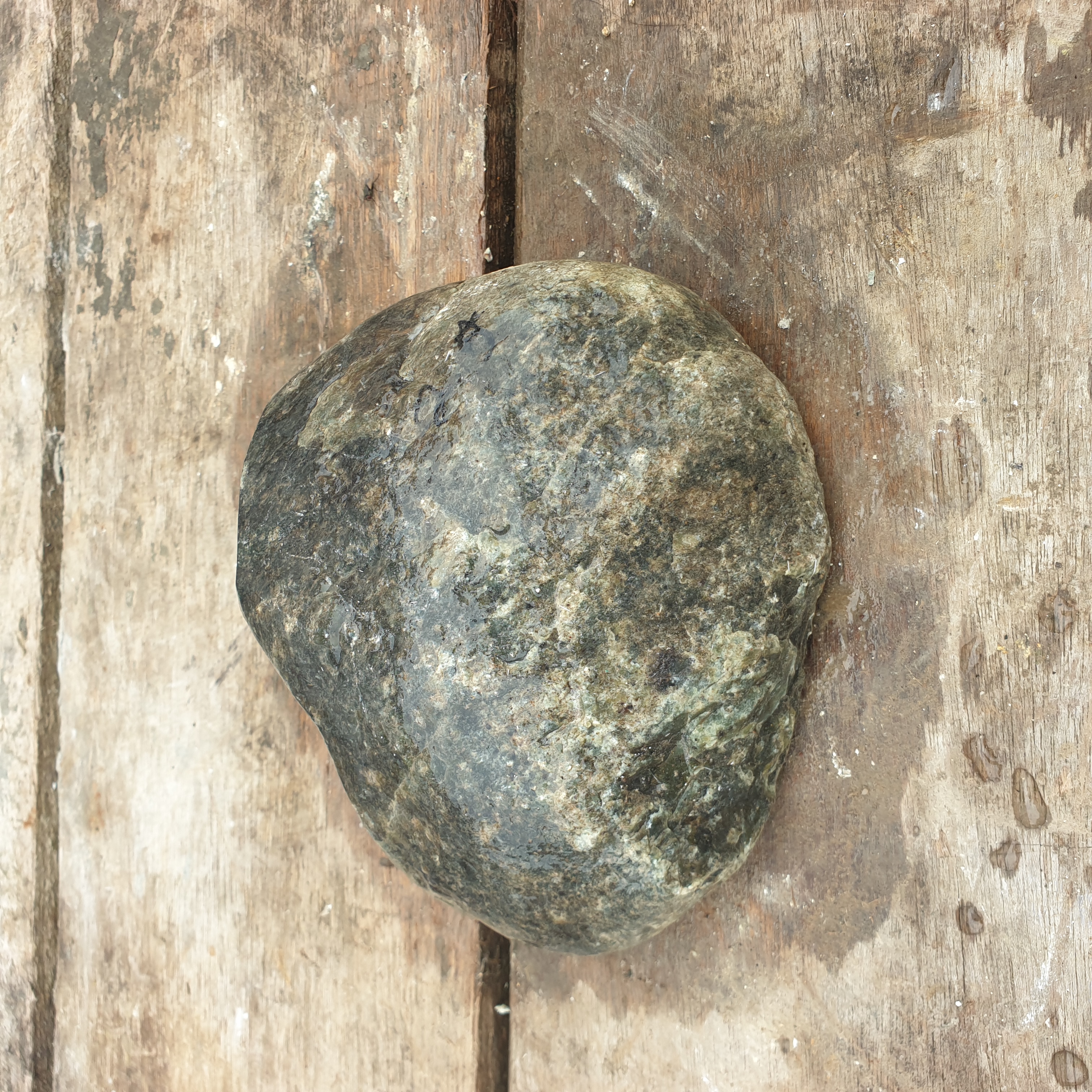 Aceh Natural Deep Blackjade with Forest Green Undertones and Organic Surface Textures Rough Stone – 1.4 KG