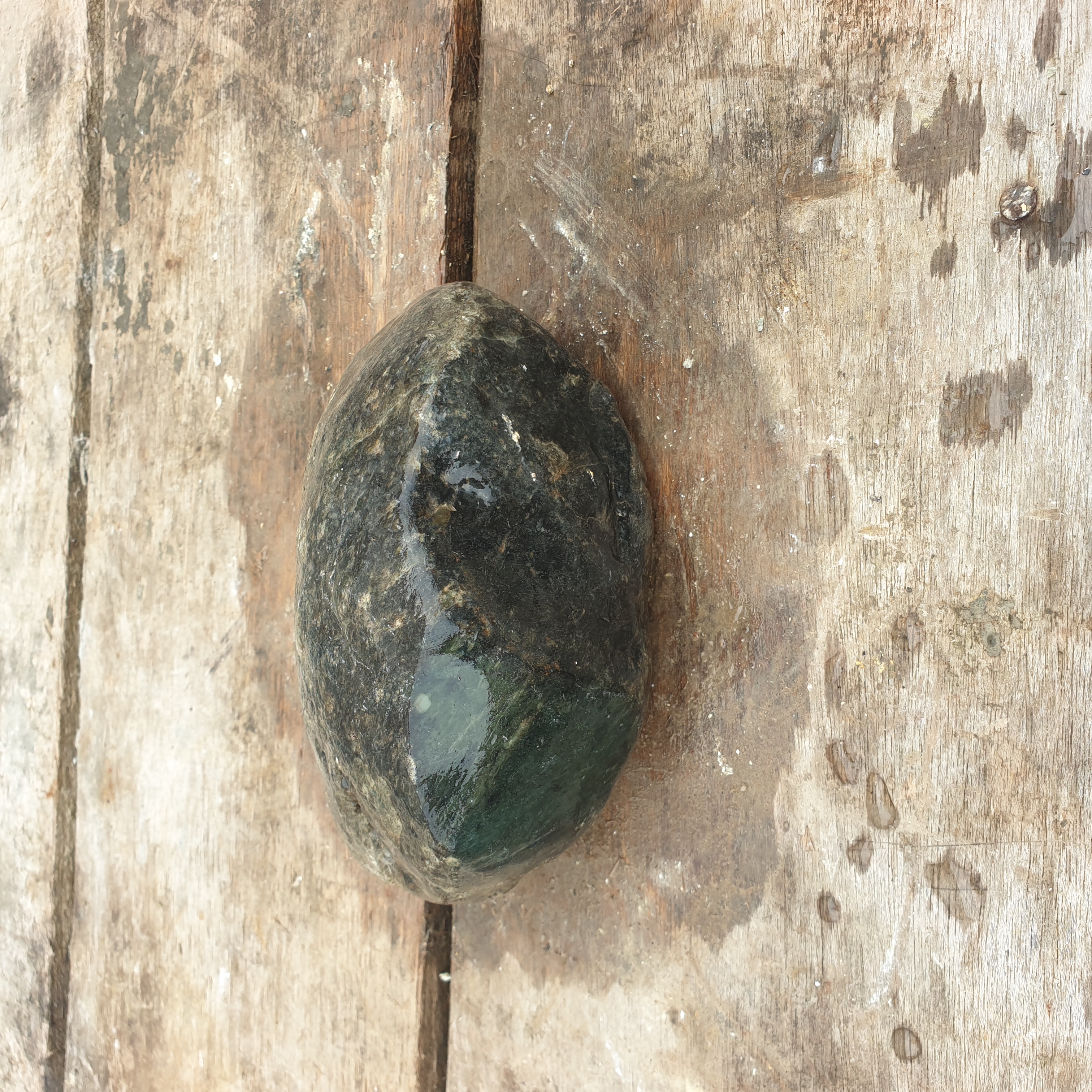 Aceh Natural Deep Blackjade with Forest Green Undertones and Organic Surface Textures Rough Stone – 1.4 KG