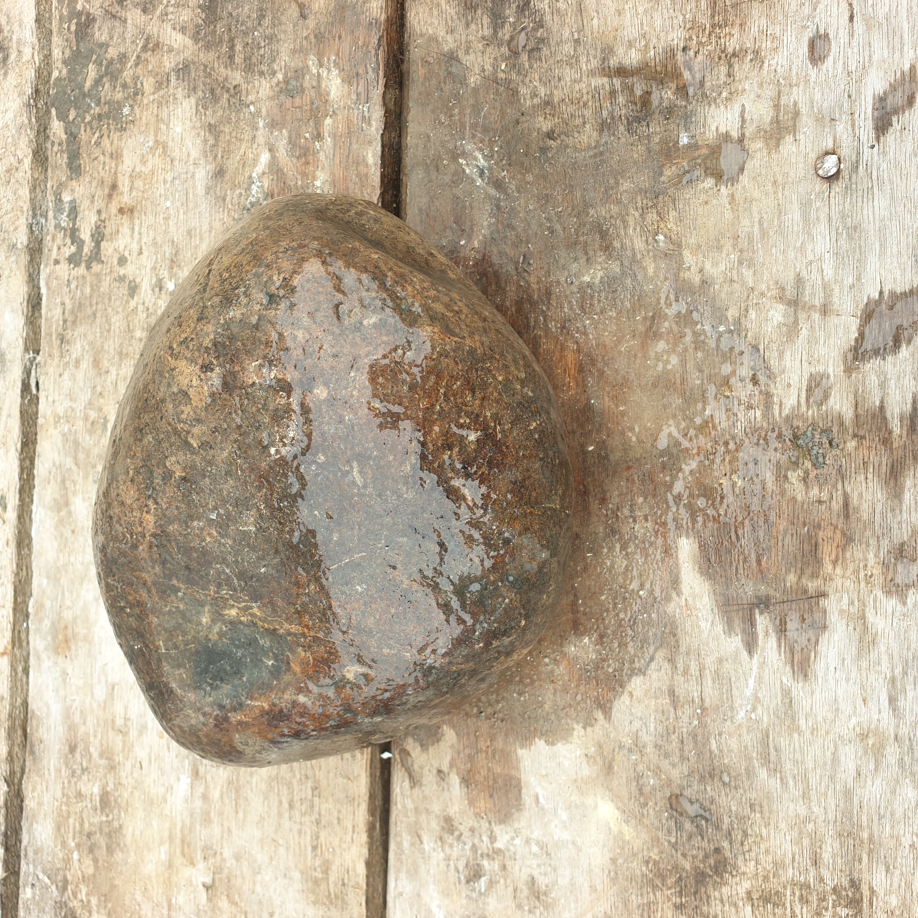 Aceh Natural Deep Blackjade with Smoky Gray Undertones and Irregular Weathered Contours Rough Stone – 5.6 KG