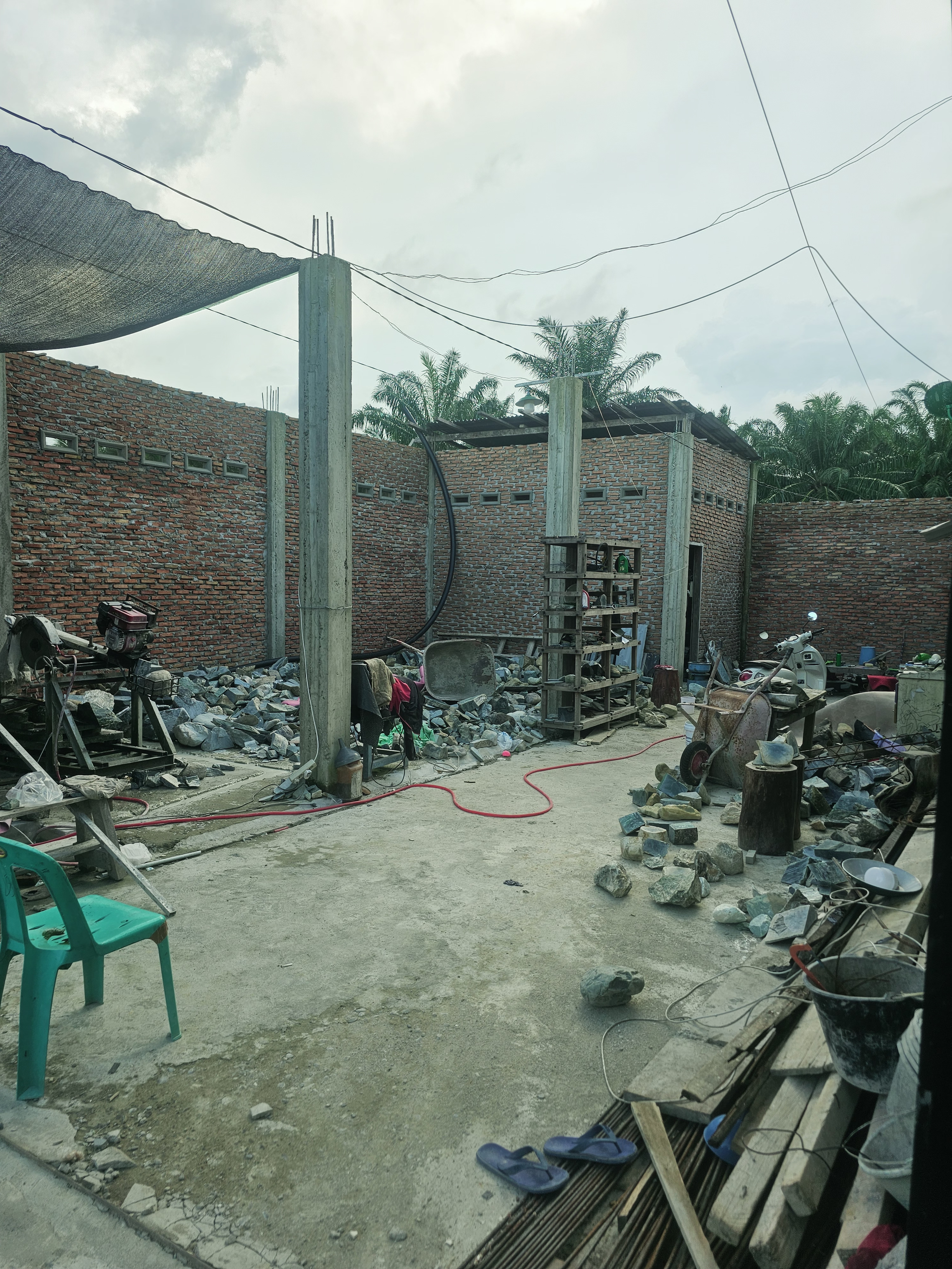 Inside the Aceh Stone Warehouse photograph 7